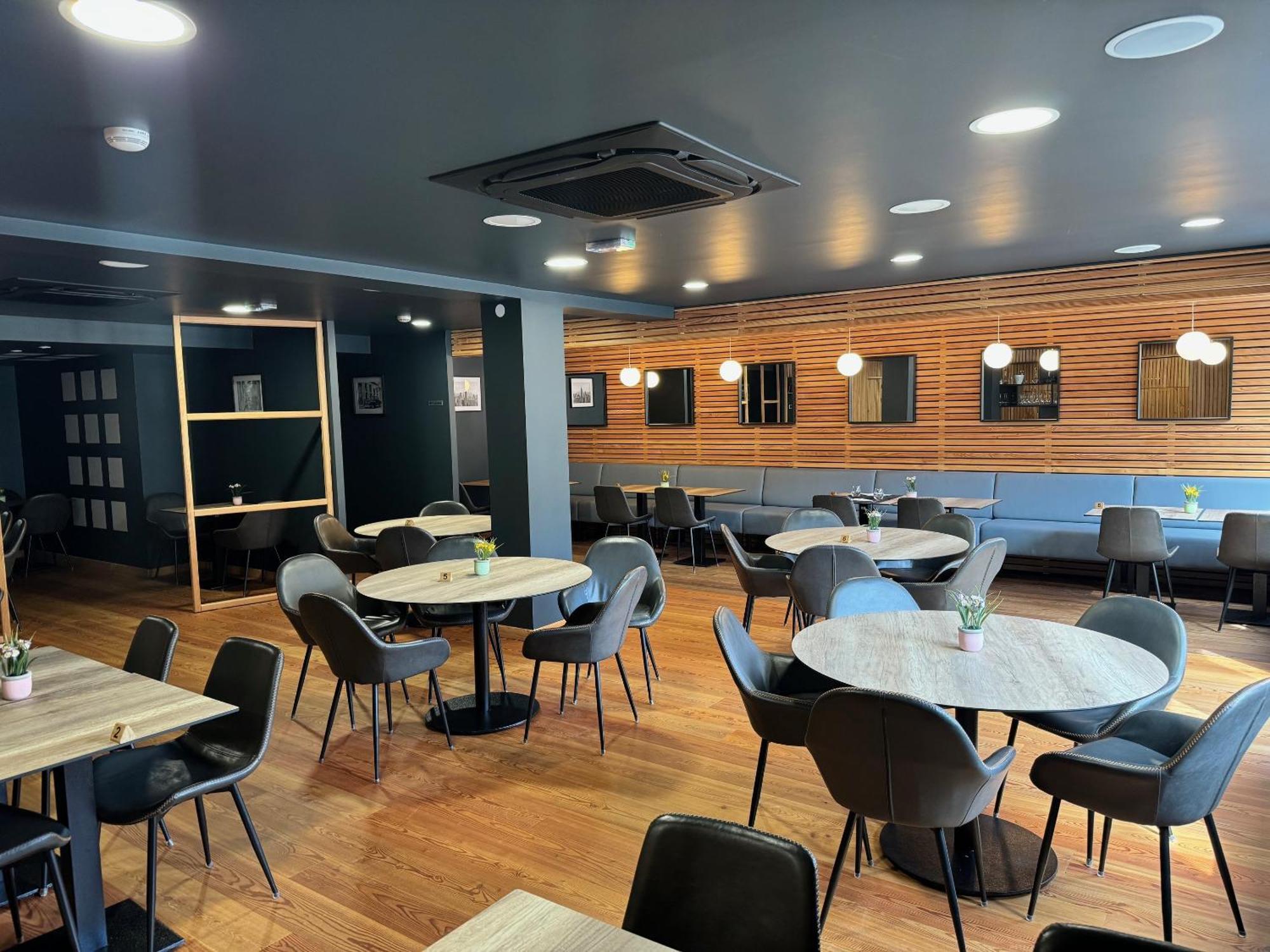 Hotel & Spa Du Tremplin 比桑 外观 照片